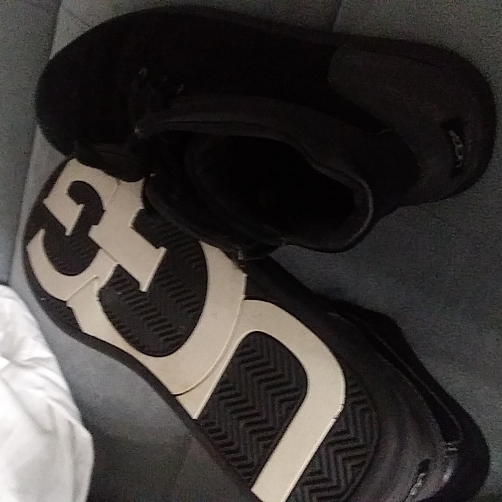 Ugg Hightops - image 4